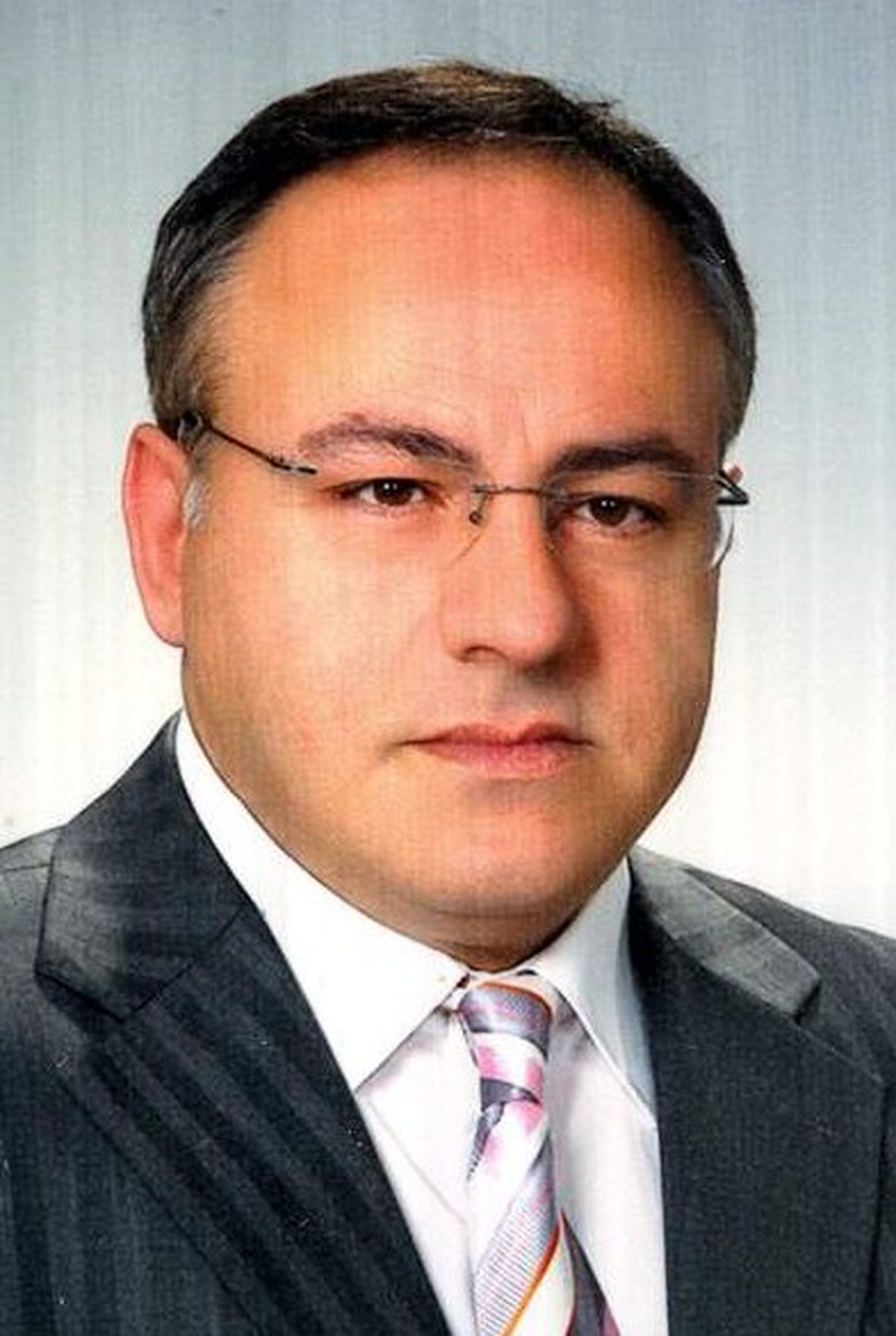 Rektör Adayı Demircan\'dan Kadro Sorununa Adil Çözüm