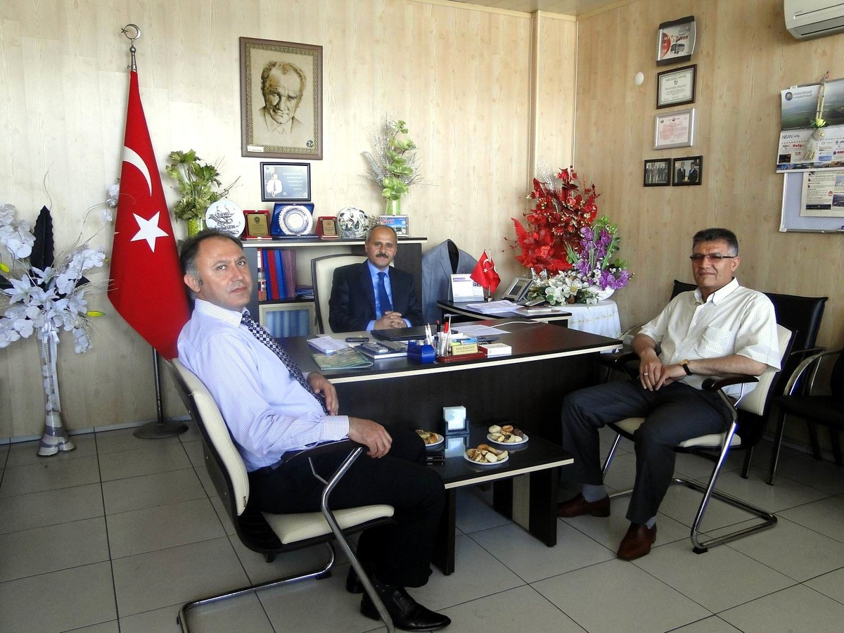 Salihli Kaymakamı ve Emniyet Müdürü, Güven\'i Ziyaret Etti