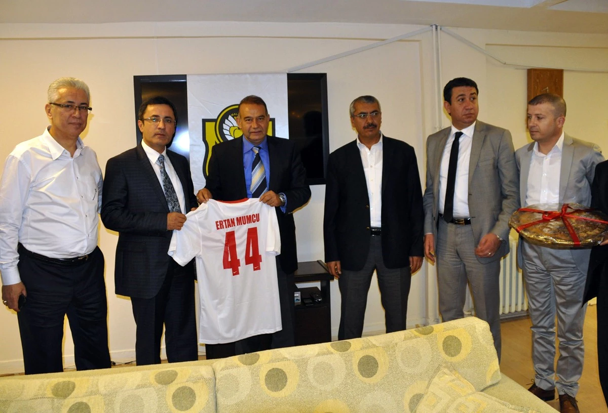 Tff Heyeti Anadolu Kulüplerini Ziyaret Ediyor