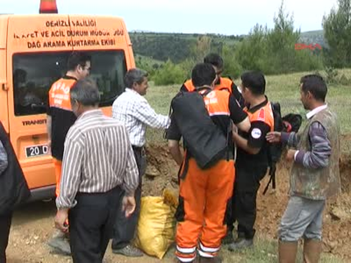 Uçuruma Düşen Keçi 8 Gündür Kurtarılmayı Bekliyor