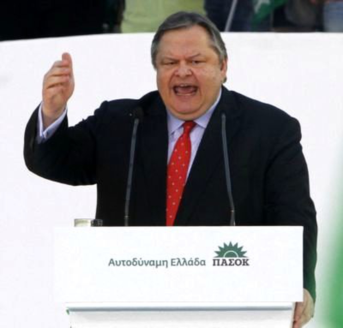 Yunanistan\'da Hükümeti Kurma Görevini Venizelos Aldı