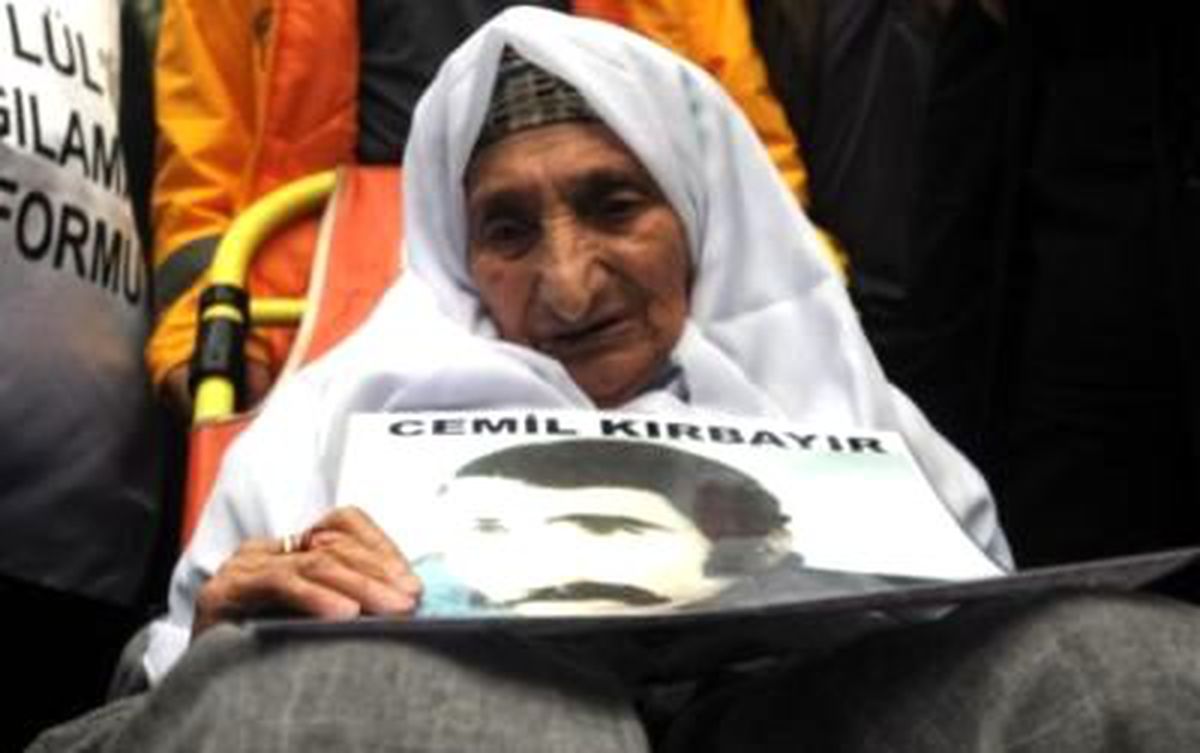 12 Eylül Döneminde Gözaltındaki Oğlu Kaybolan 105 Yaşındaki Berfo Ana da Müdahil Olarak 12 Eylül...