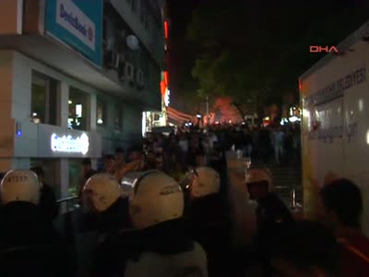 Ankaragücü, Galatasaray\'lılara Saldırdı