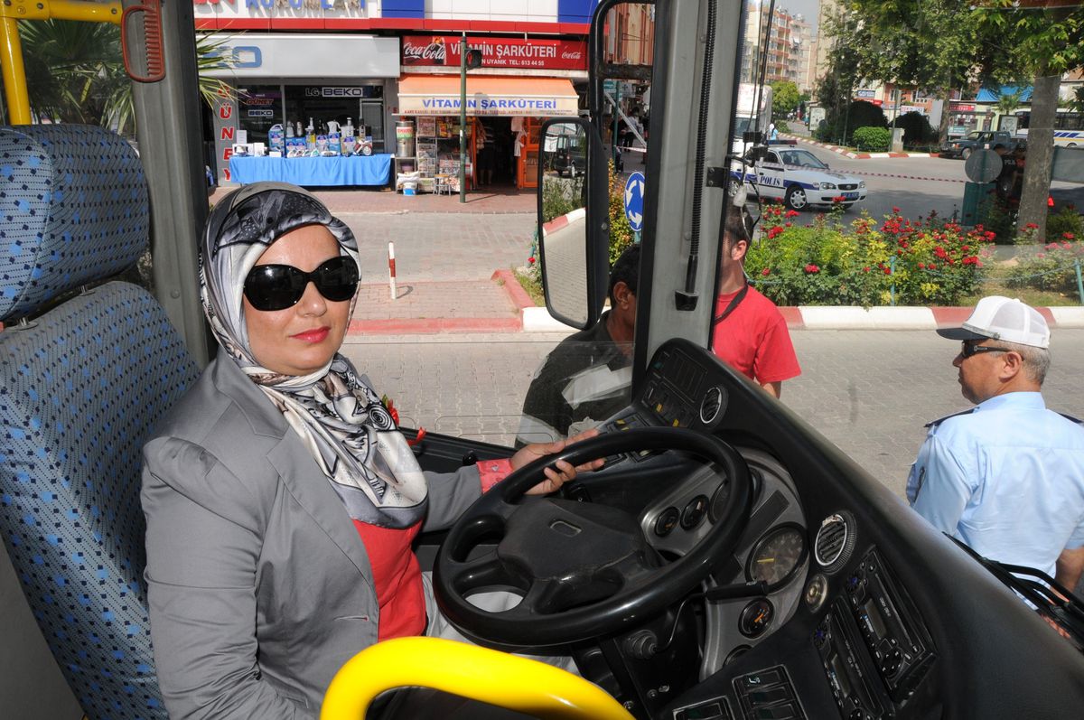 \'Anneler Günü\' Hediyesi Olarak \'İş\' Sahibi Oldular