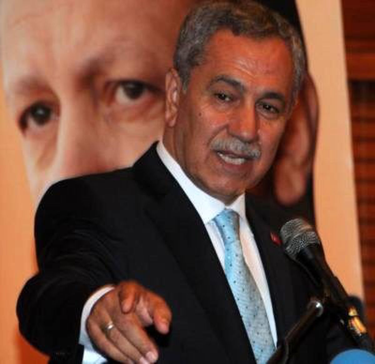Arınç Balkan Derneklerine Kızdı (3)