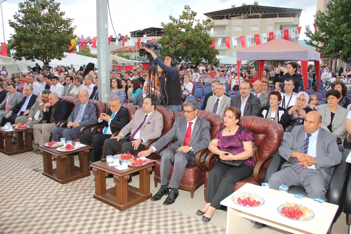 Atça'da Çilek Festivali Başladı