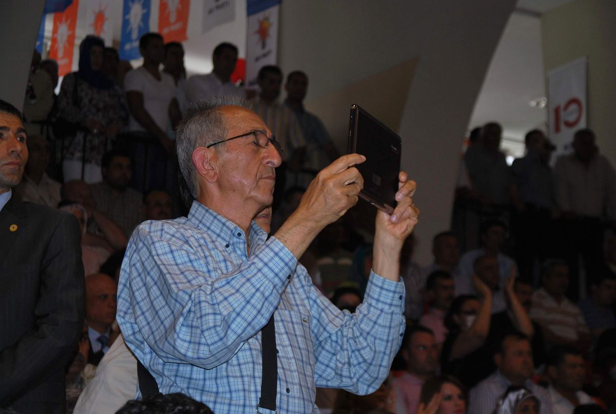 Baba Atay, Güven Tazeleyen Oğlundan Daha Heyecanlıydı