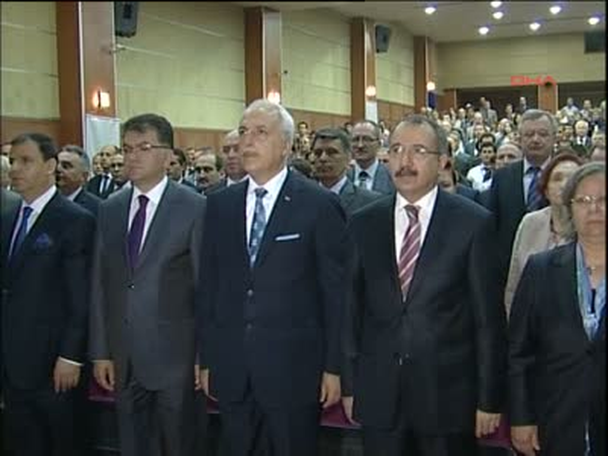 Bakan Dinçer\'den \'Süt\' Eleştirisi