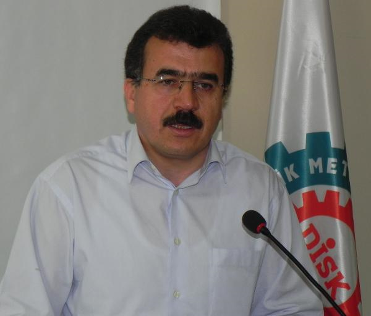 Birleşik Metal-İş : Postmodern Diktatörlüğün Önünü Açacak Bir Anayasa Düşünülüyor