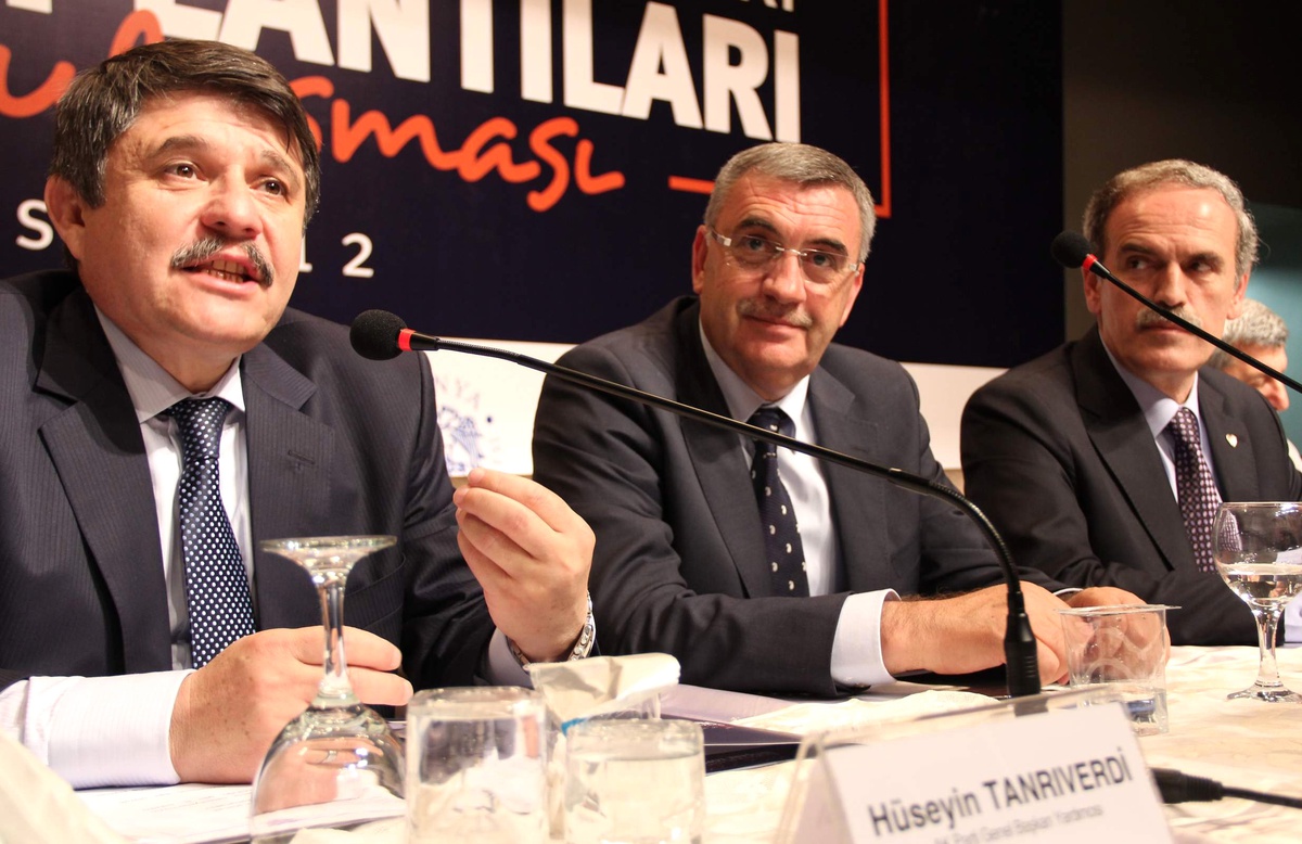 Büyükşehirler Yasası Haziran'da Meclise Geliyor