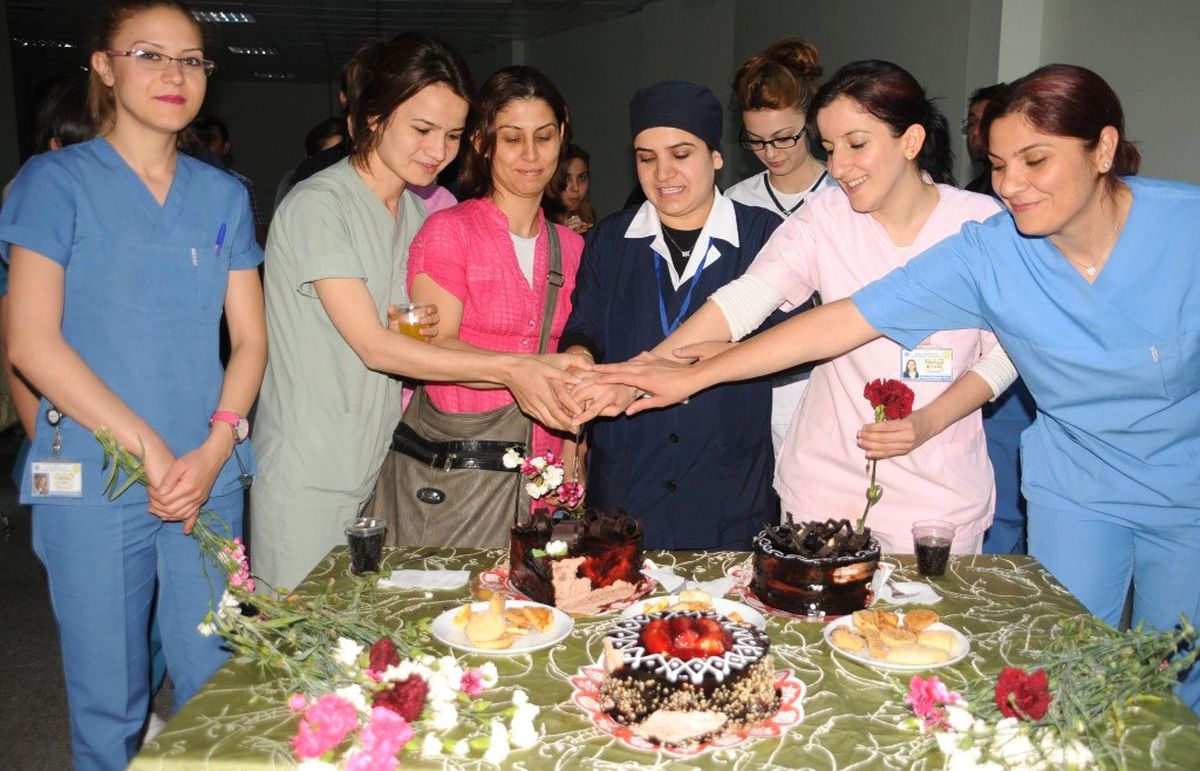 Cizre'de Hemşireler Günü Kutlaması