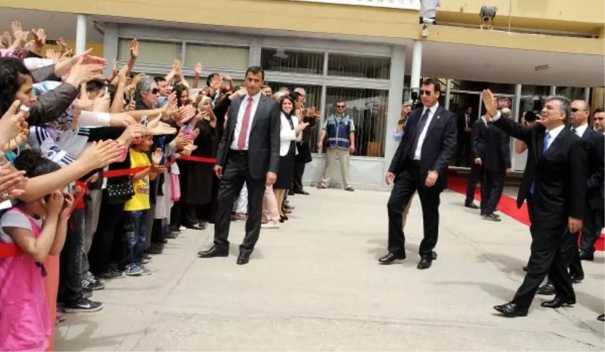 Cumhurbaşkanı Gül: Otoriter Rejimlerin Devamı Mümkün Değil