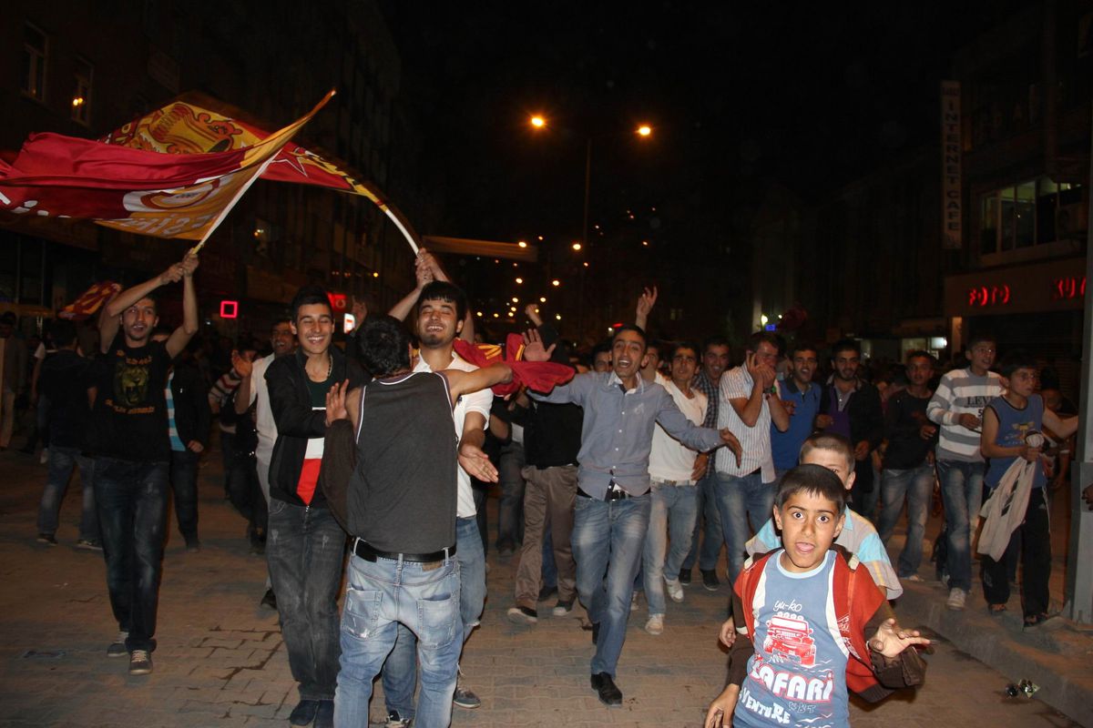 Hakkari\'de Galatasaray Coşkusu