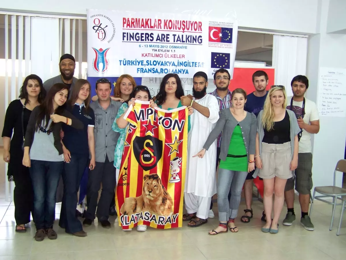 \'İşaret Dili\' ile Sınırları Aştılar