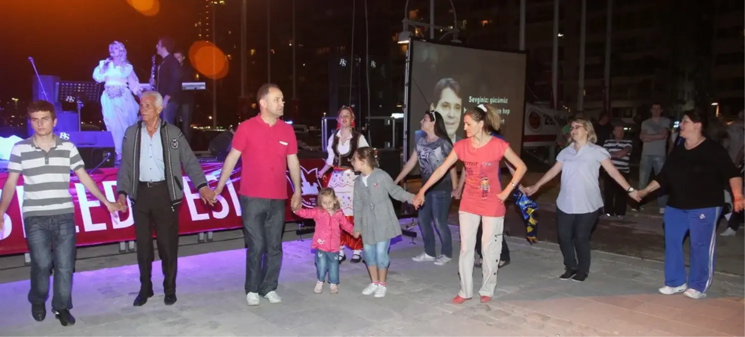 İzmir Körfezinde Balkan Rüzgarı