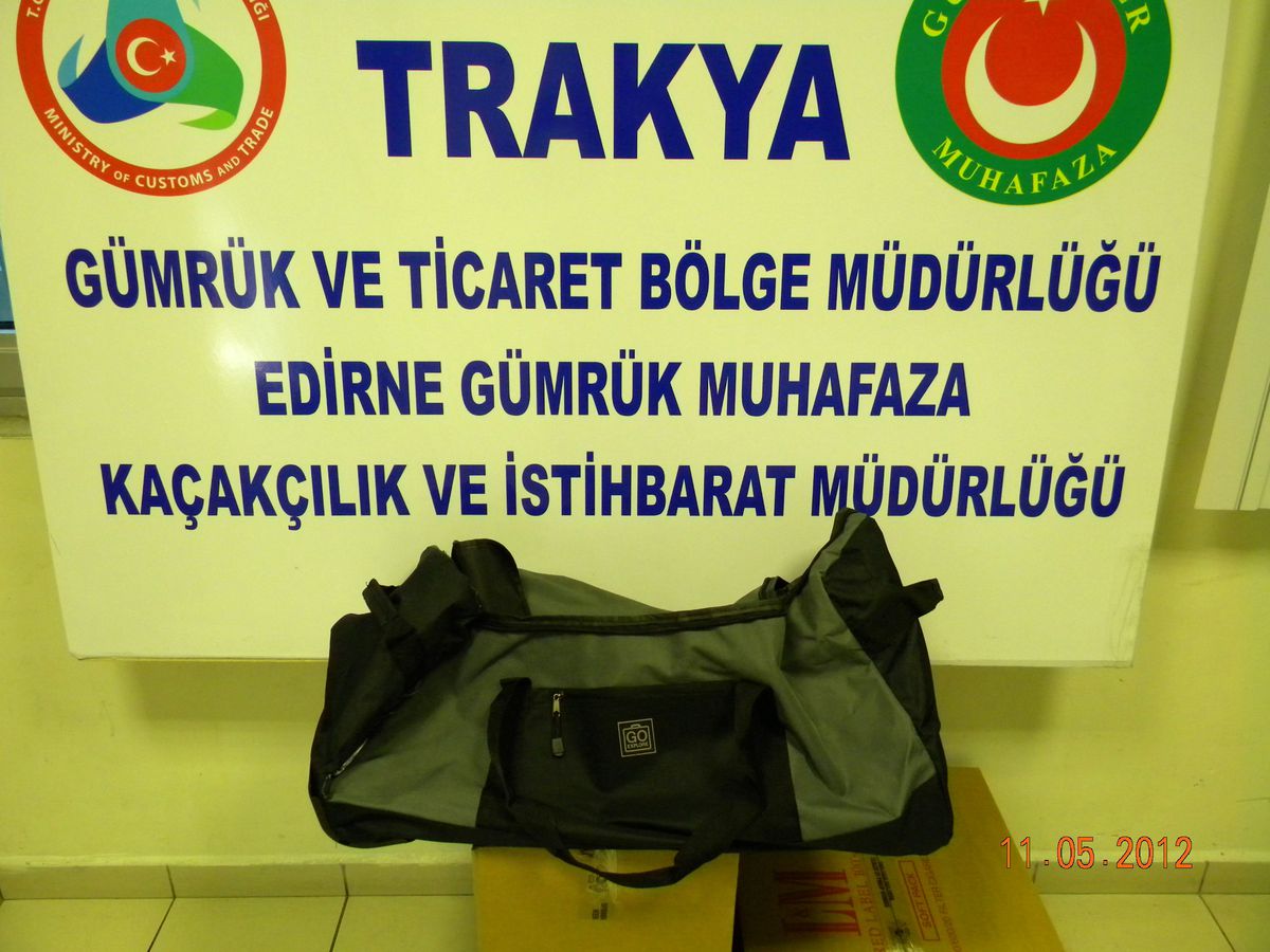Kapıkule\'de 188 Bin TL Değerinde 98 Adet Kaçak İphone Yakalandı