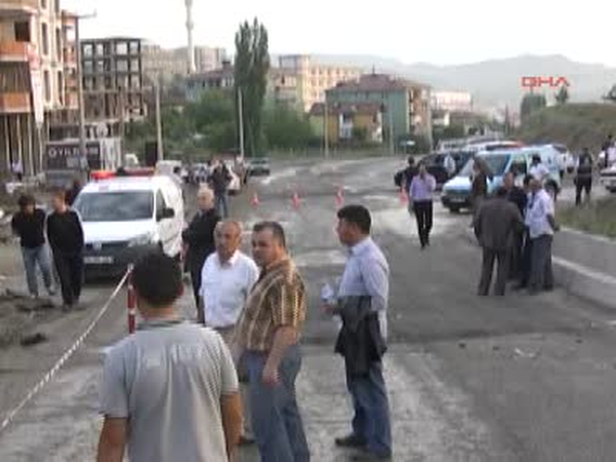 Karabük\'te İstinat Duvarı Çöktü