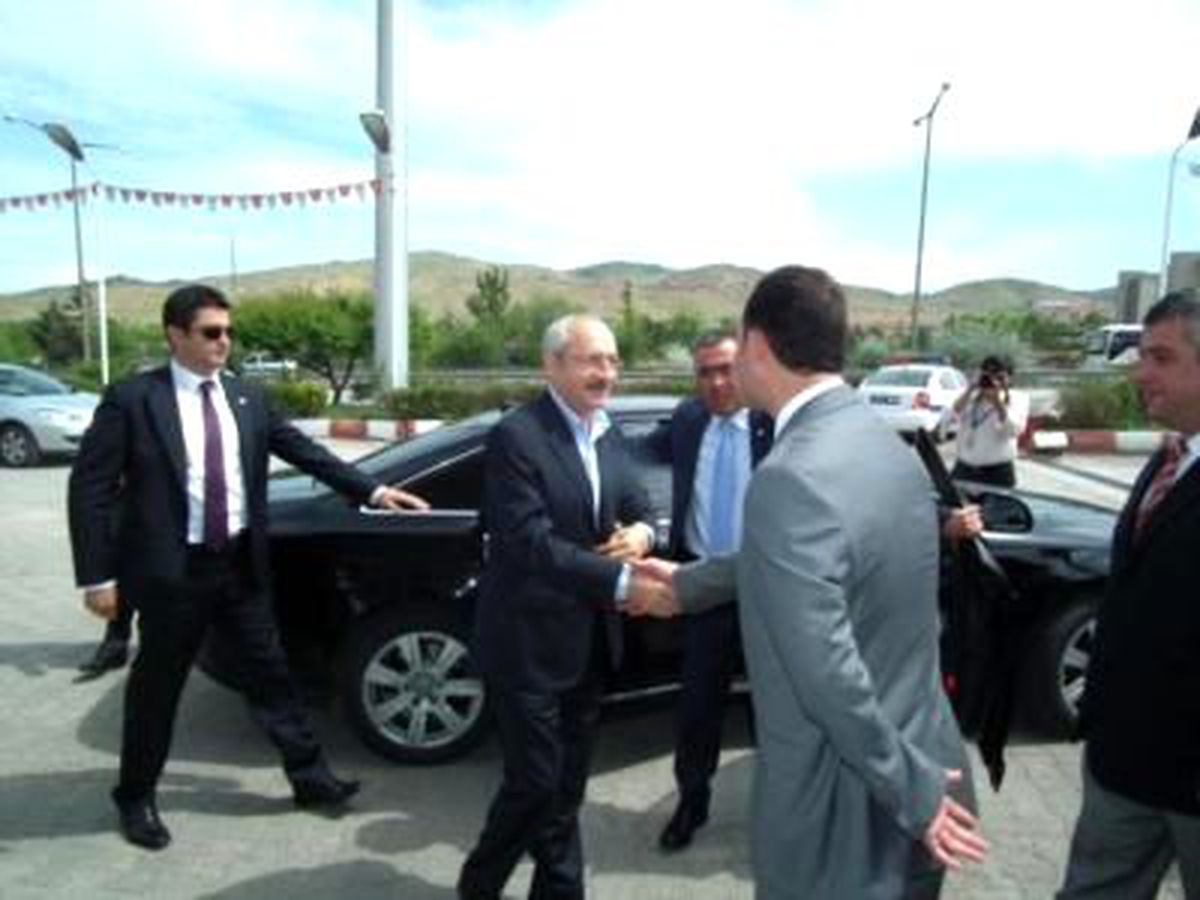 Kılıçdaroğlu: Süt Dağıtımında Öğretmenler Kobay Oldu