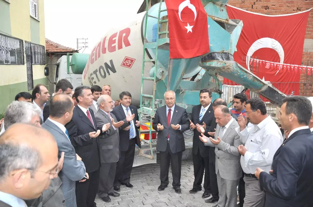 Kırkağaç\'ta Okuma Salonu Temeli Atıldı