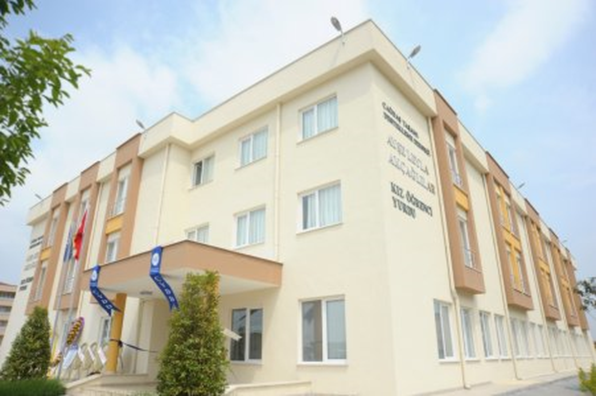 Kız Öğrenci Yurdu Törenle Açıldı