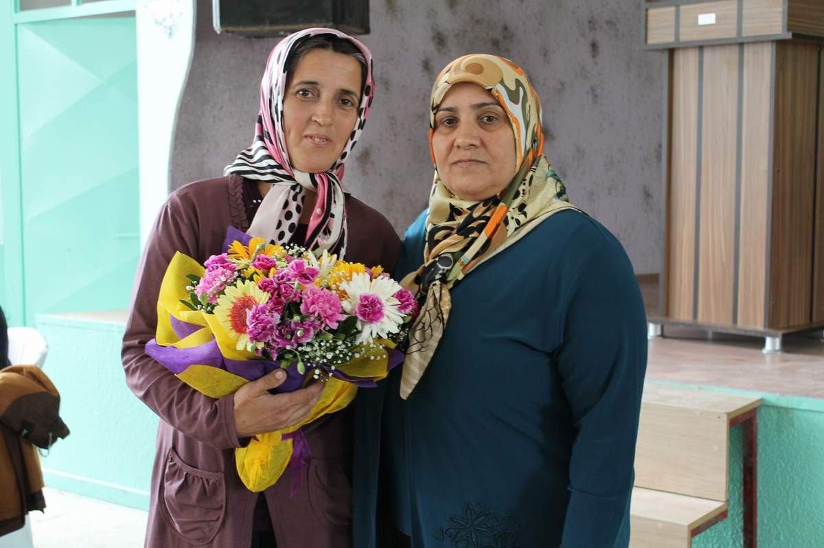 Manyas\'ta Anneler Günü Kutlandı