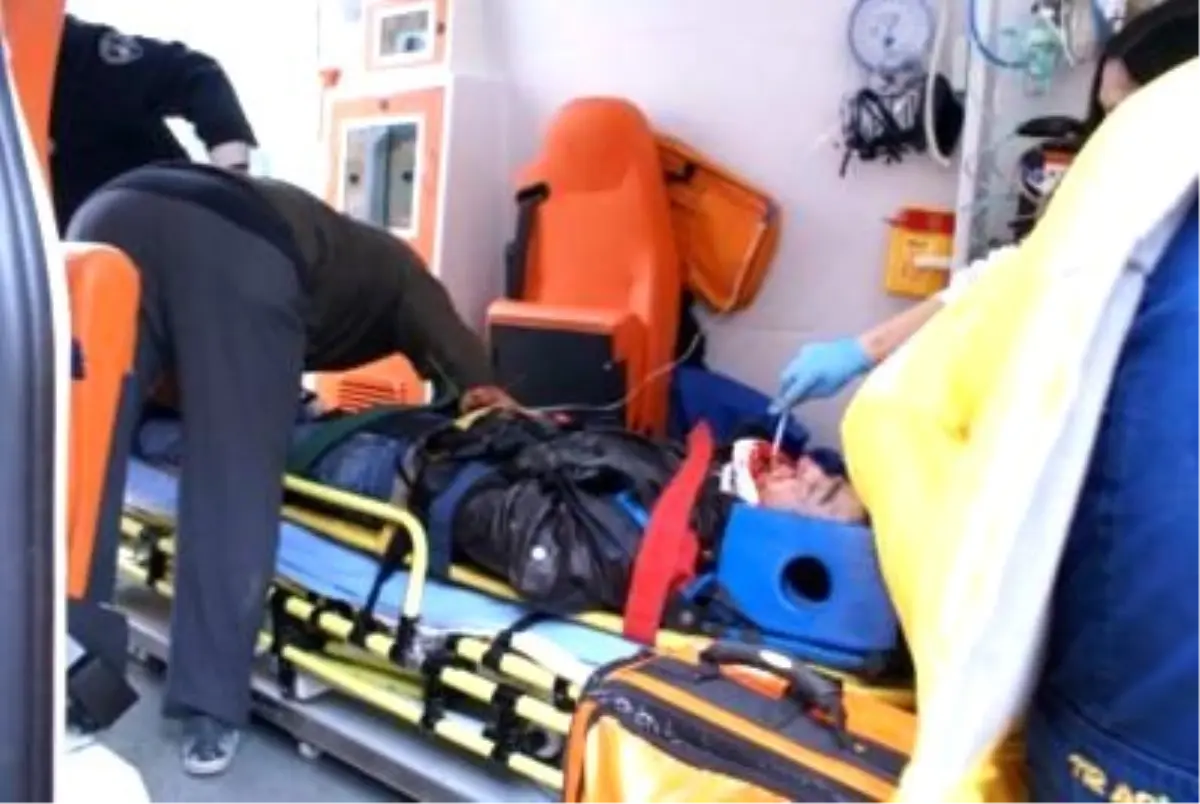 Merzifon\'da Trafik Kazası: 2 Ölü