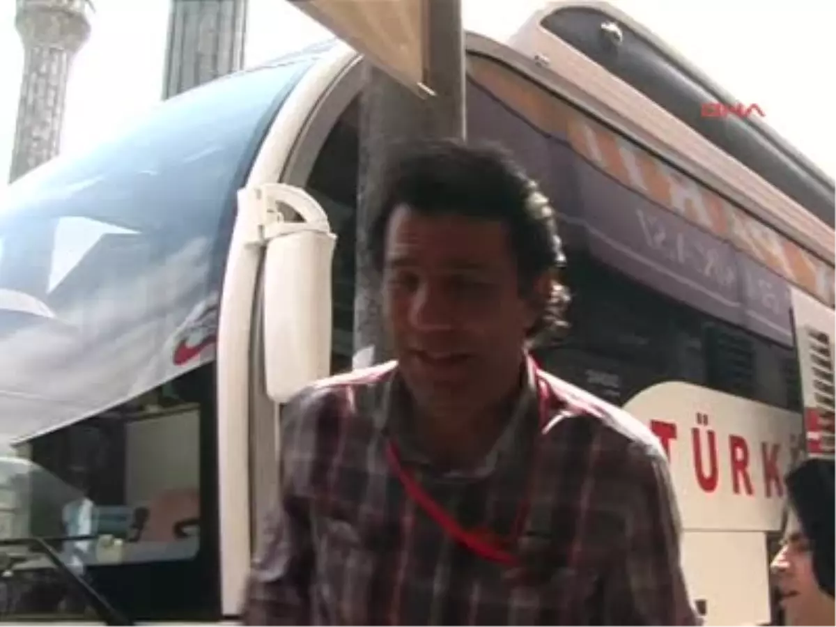 "Lemoğun Tüfeğu Gibi Atayi"