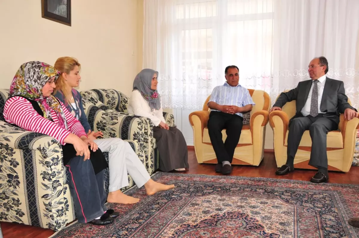 Şehit Annesi \'Yılın Annesi\' Seçildi