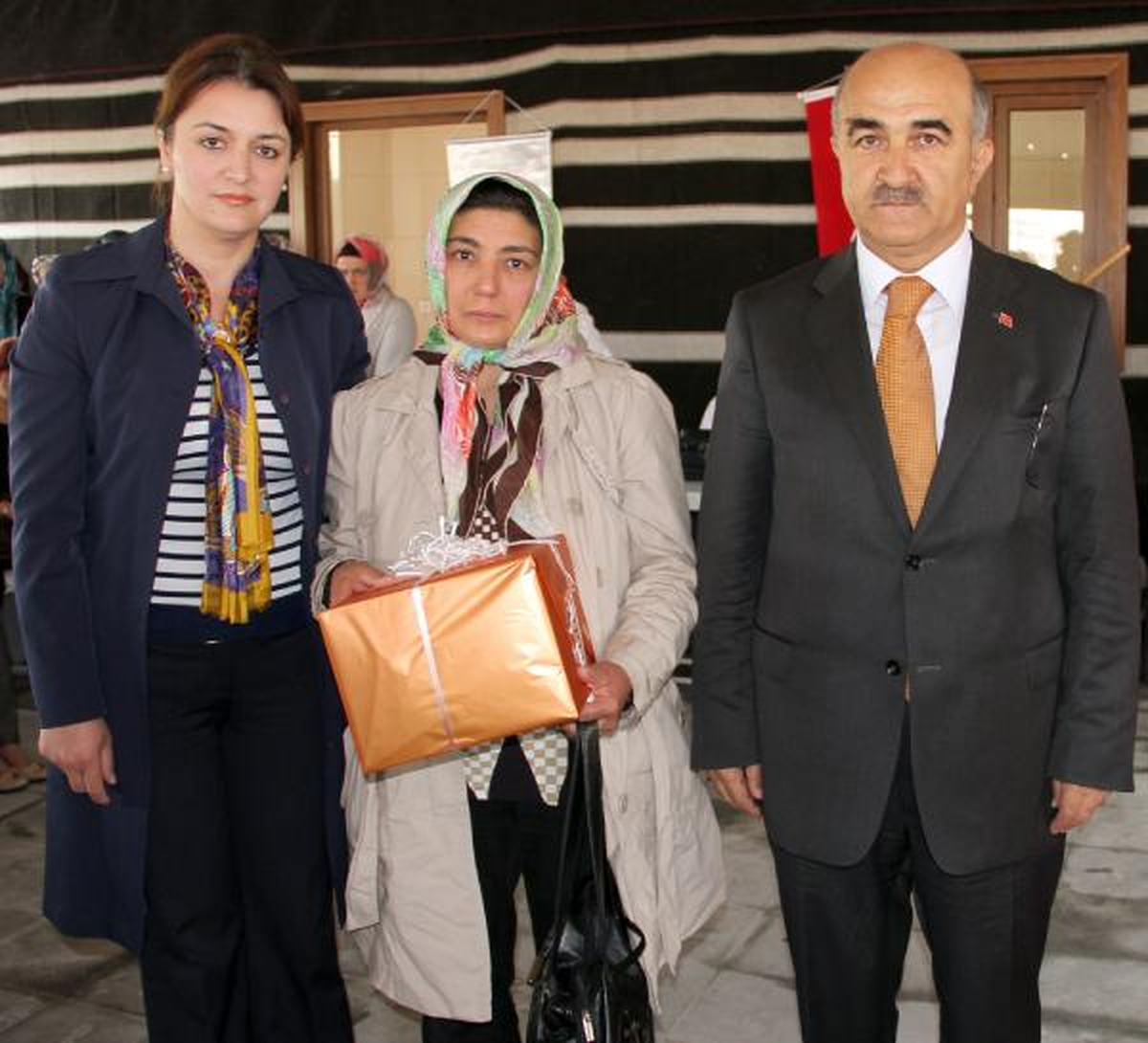 Şehit Annesine \'Yılın Annesi\' Ödülü
