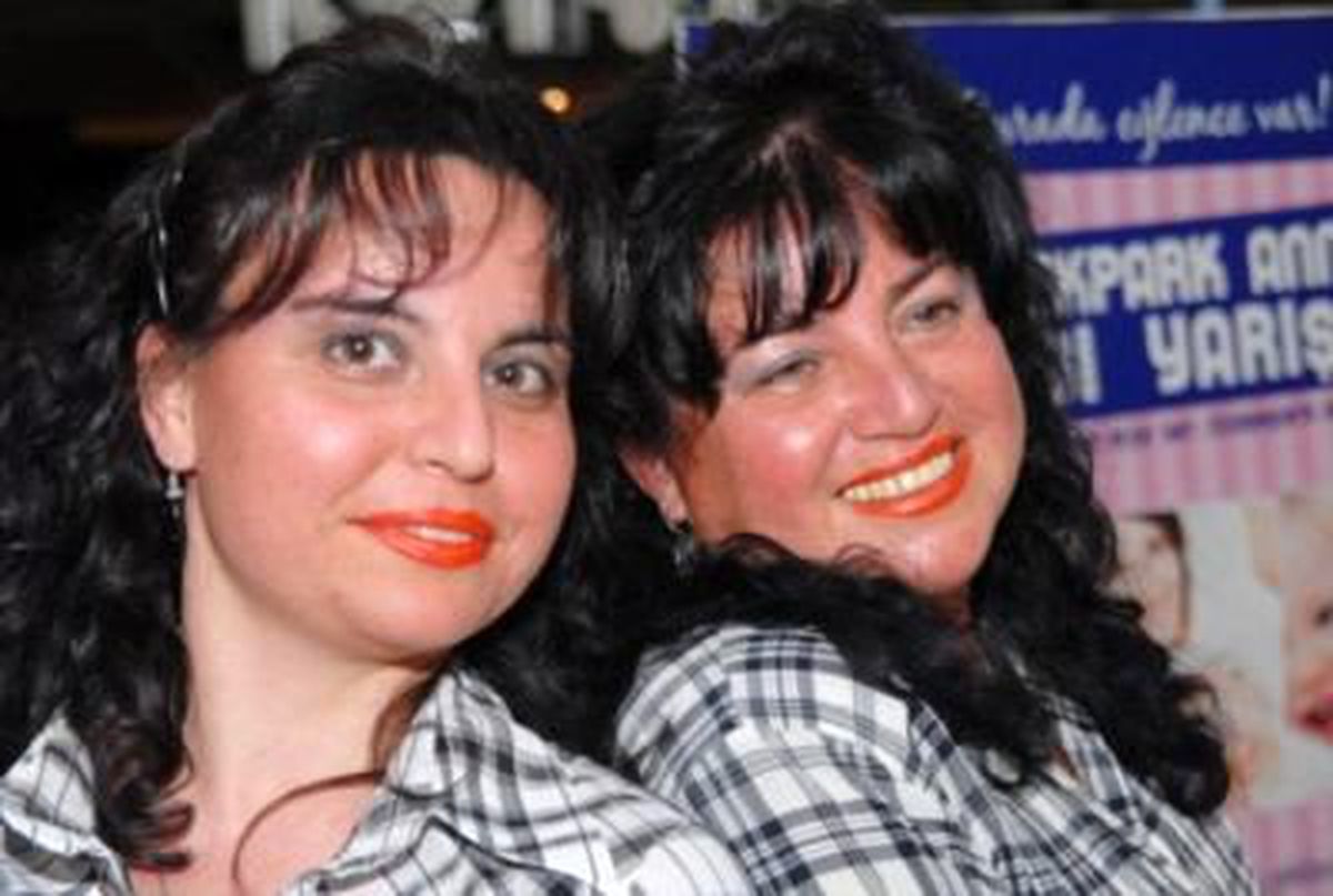 Annesinin Kopyası