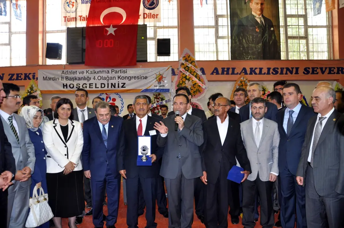 Başbakan Yardımcısı Bozdağ Başkanlık Sistemini Anlattı