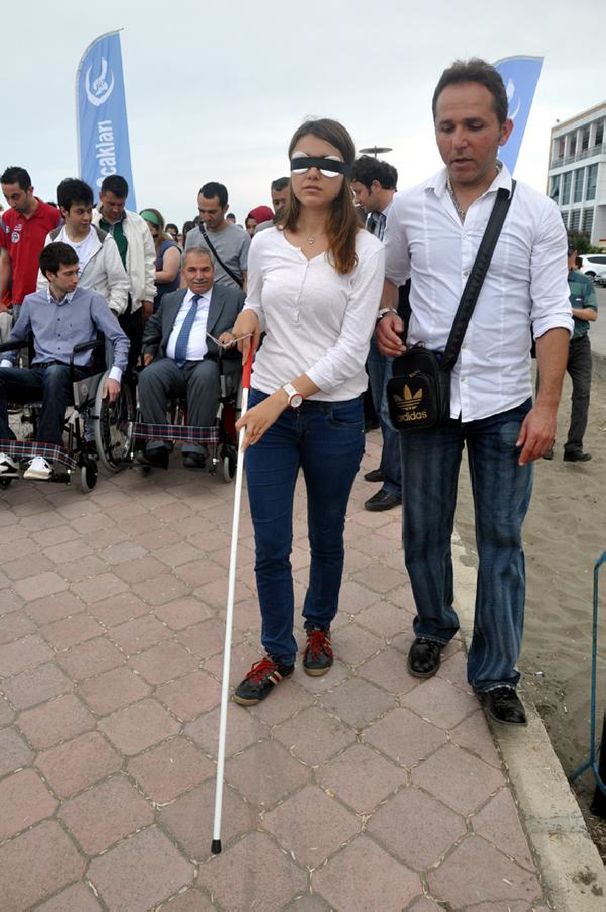 Engellileri Anlamak İçin Yürüdüler