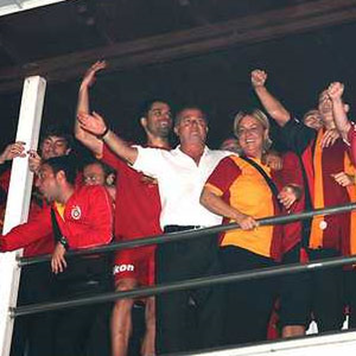 Florya\'da Balkon Şov
