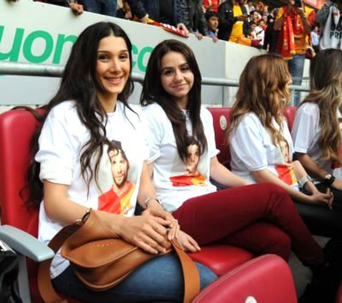 Galatasaray Kupasını Taraftarı Önünde Kaldırdı