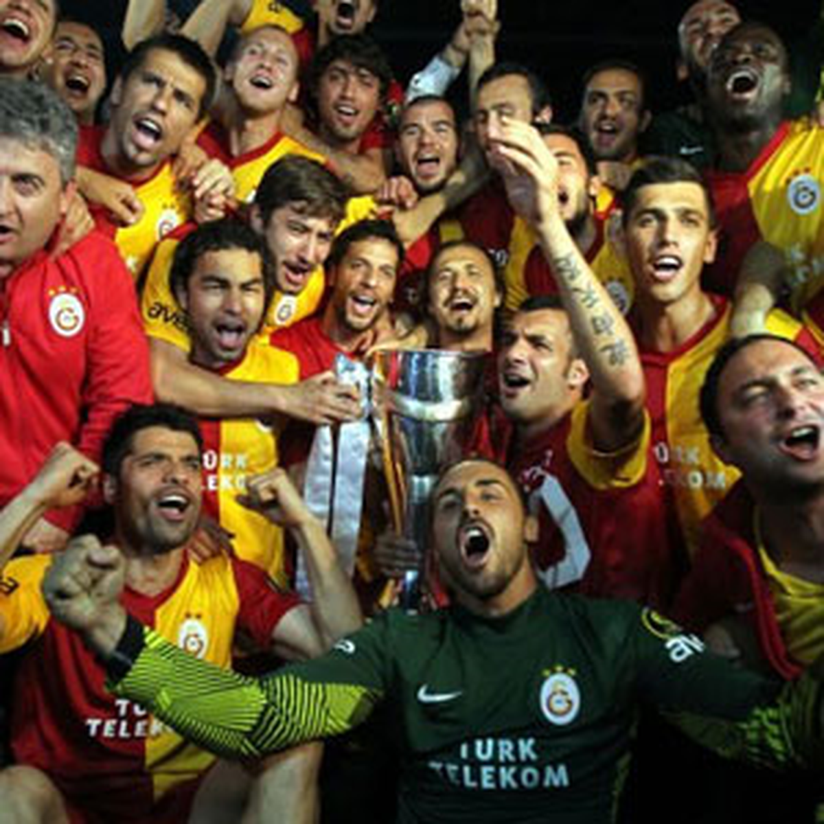 Kadıköy'de Kupa Krizini Erdoğan Çözdü