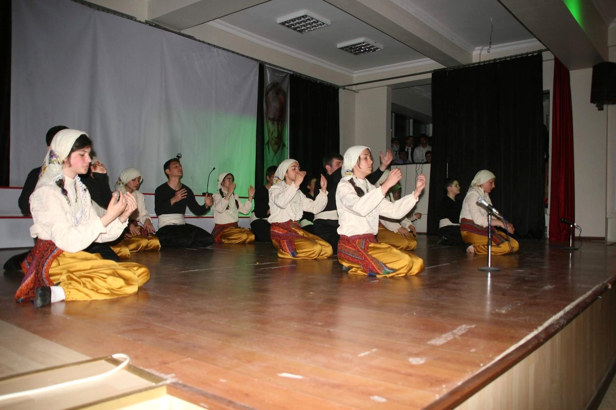 Yozgat Anadolu Lisesi'nin Yunus Emreyi Anma Programı Yoğun İlgi Gördü