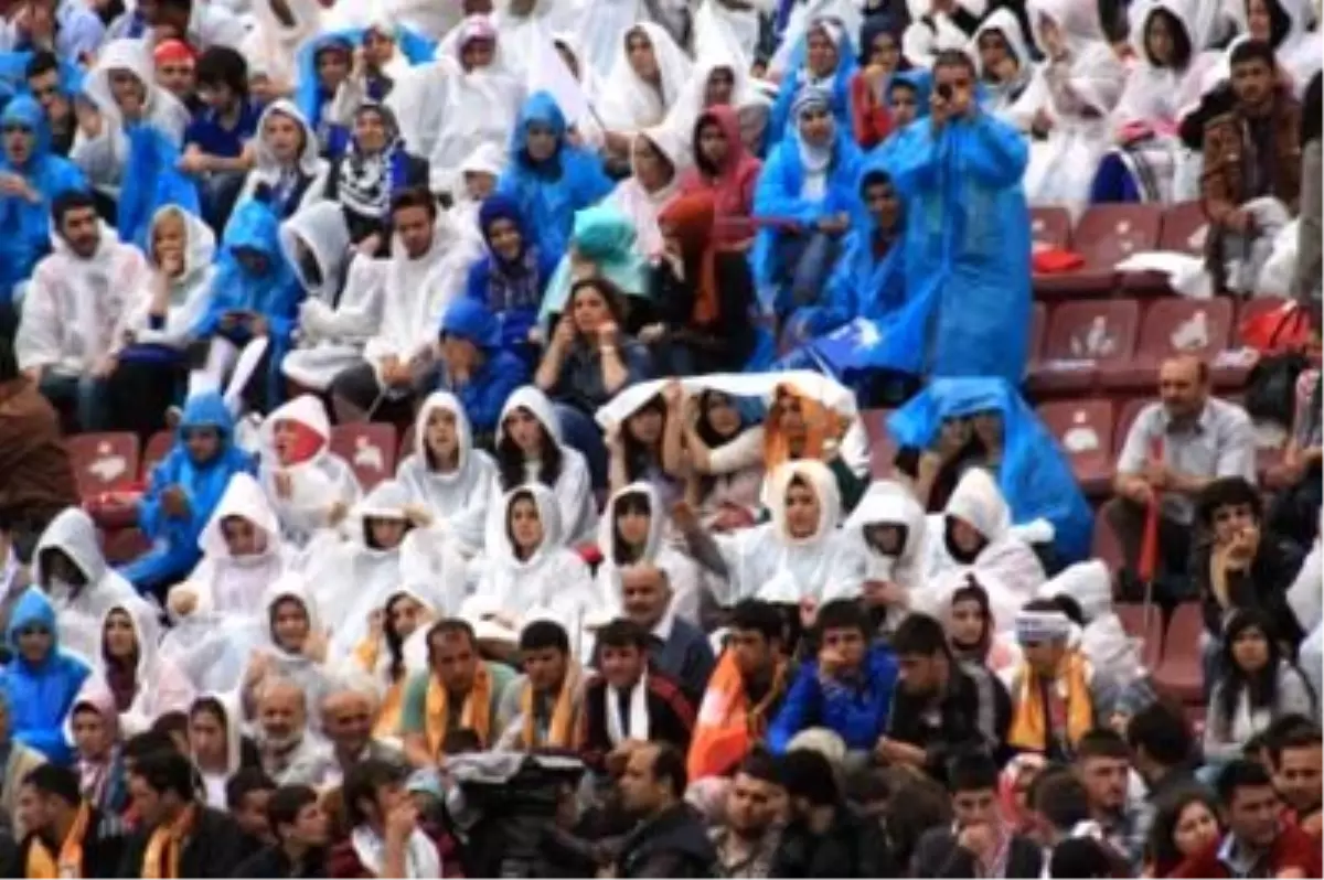 AK Parti 11. Geleneksel Gençlik Şöleni