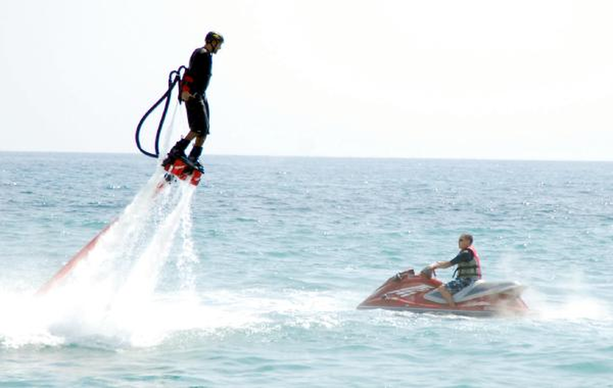 Alanya\'da Flyboard Heyecanı