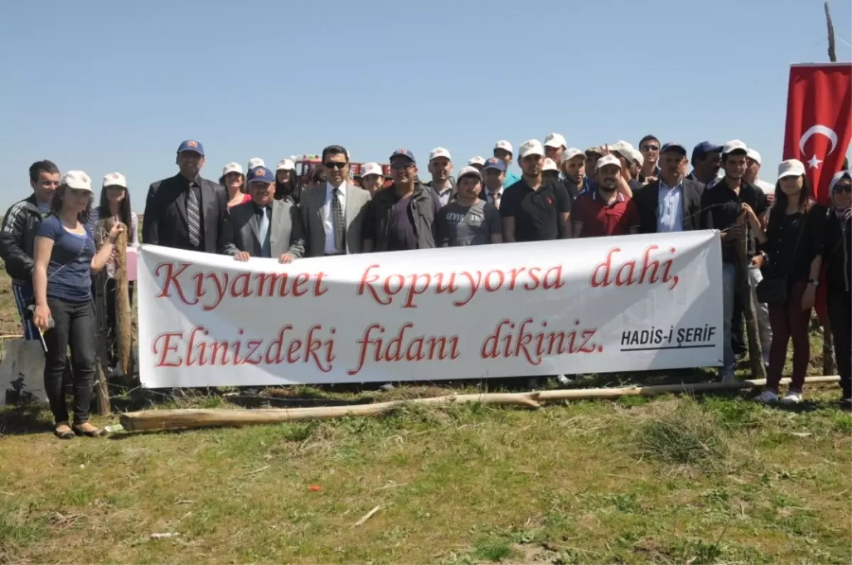 Altıntaş Myo Öğrencilerinden 'Hatıra Ormanı'