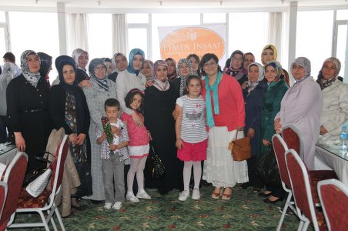 Anneler Günü Kutlandı