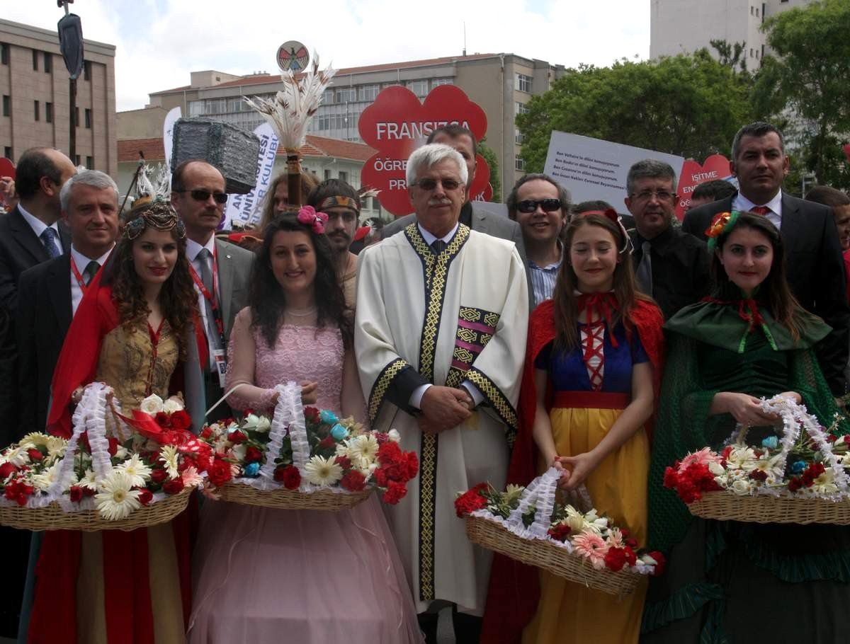 Aü Bahar Şenliği Başladı