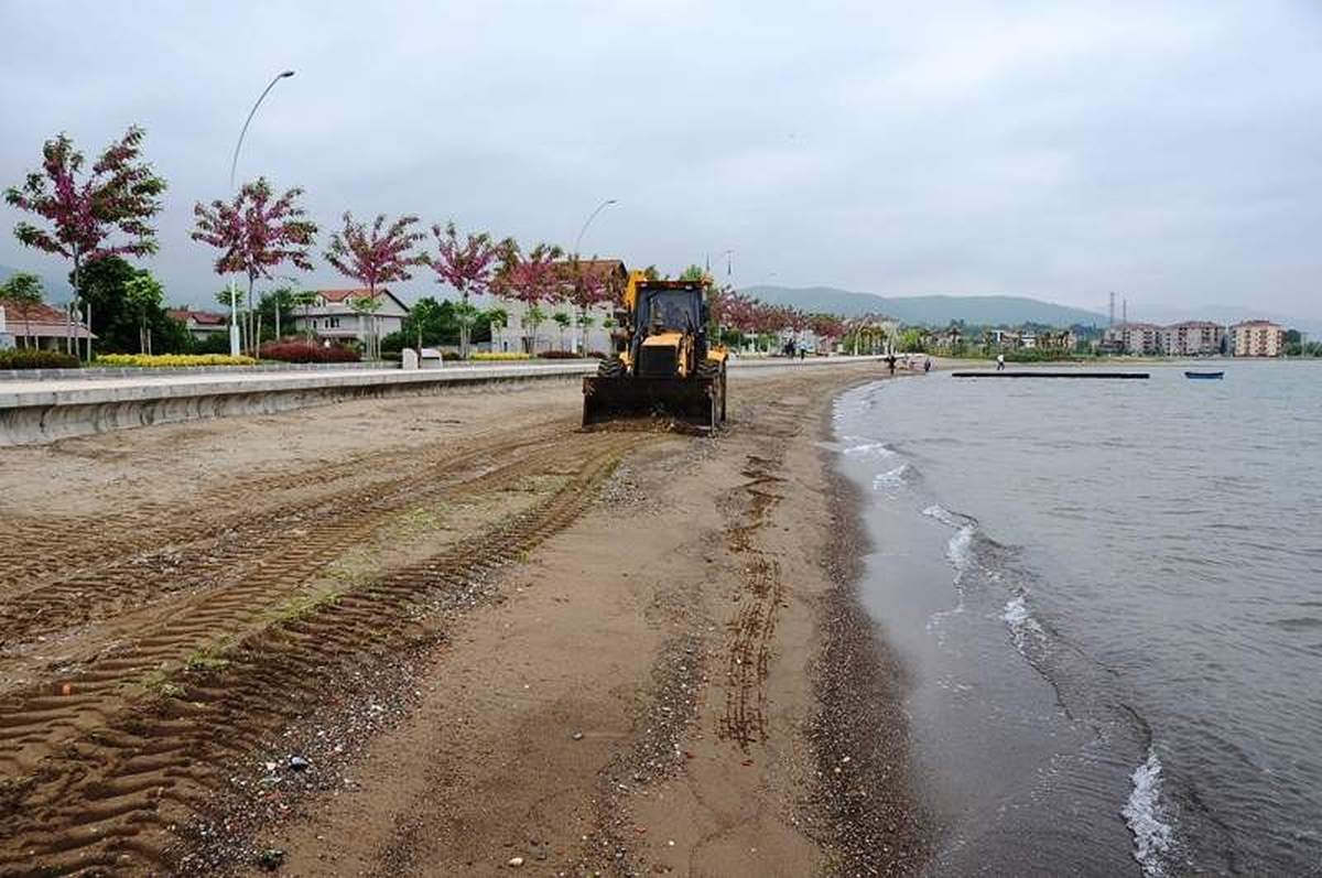 Başiskele Sahili Yaza Hazırlanıyor