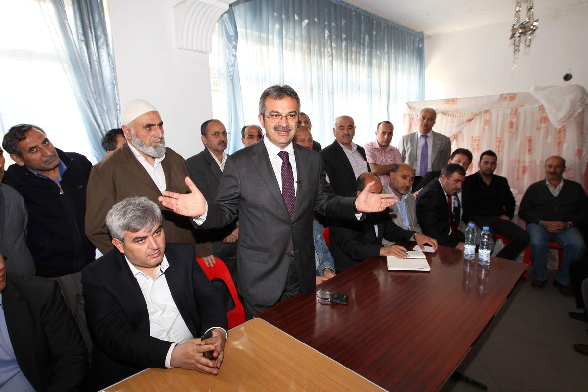 Başkan Köşker, Mevlana Mahallesini Ziyaret Etti