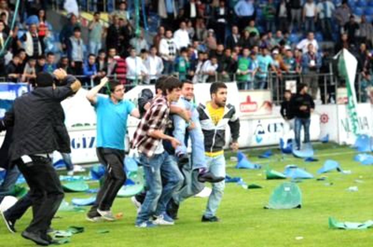 Çaykur Rizespor Süper Lig Umutlarını Play Off\'a Bıraktı