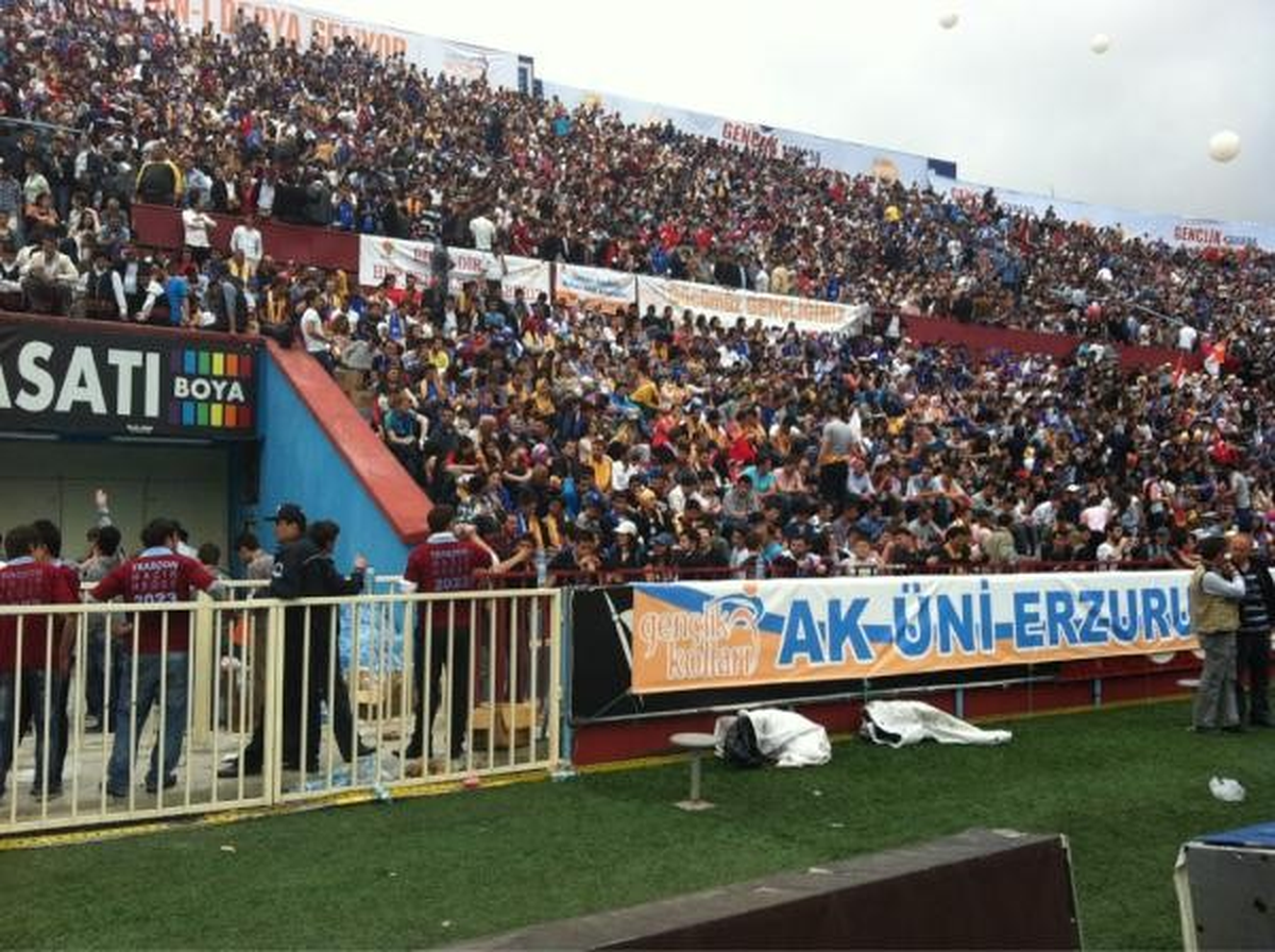 Erzurum Ak Gençlik Trabzondan Döndü