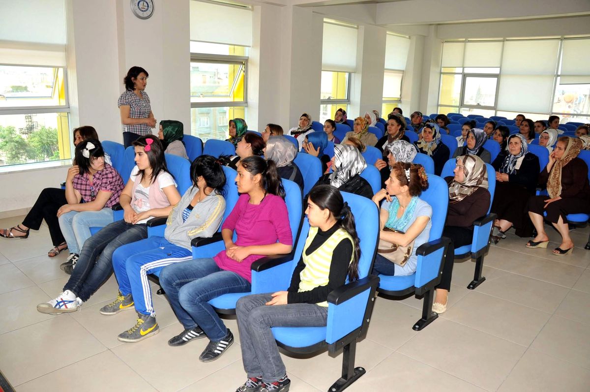Evlilik Okulundan Kursiyerlere Yönelik Eğitim Semineri