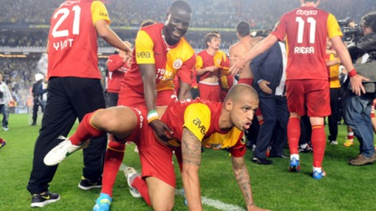 Fenerlileri Çıldırtan Kutlama!
