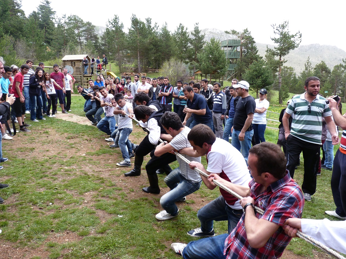 Gümüşhane'de Herkes İçin Spor Yürüyüşü Düzenlendi