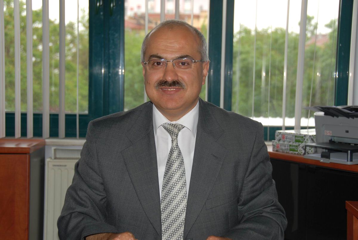 Halk Sağlığı Müdürü Akgün\'den Eczacılar Haftası Açıklaması