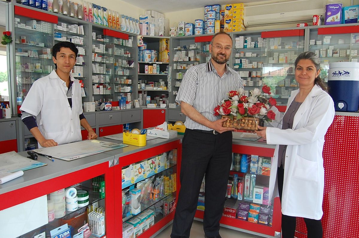 Harmancık'ta Eczacılar Günü Kutlandı